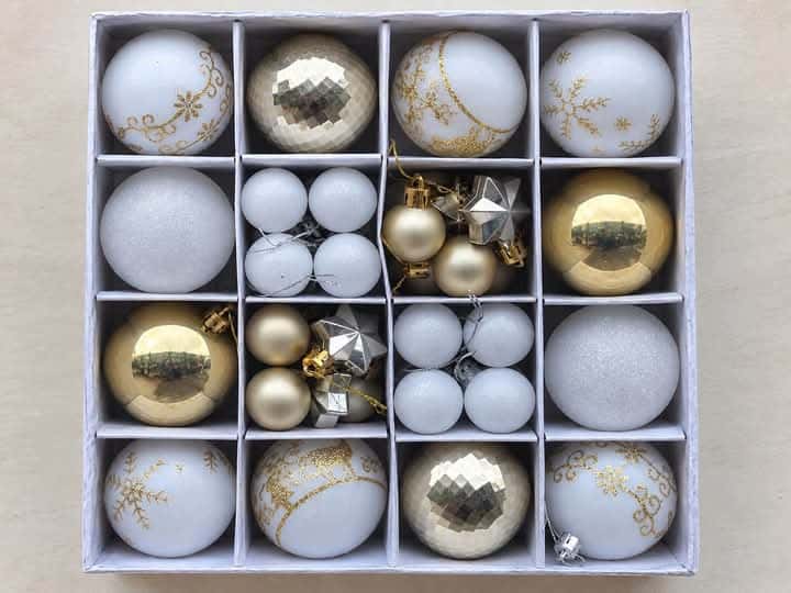 Boules déco sapin + 1 topper étoile