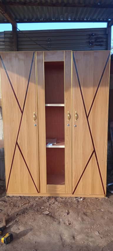 Armoire