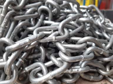 CHAÎNE DE SÉCURITÉ EN ACIER