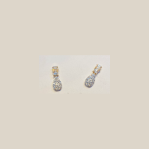 Boucle d'oreille en or et zirconia