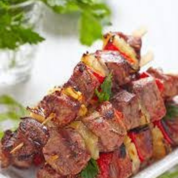 Assiette de brochette de zébu