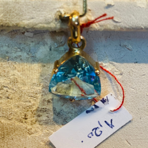 Pendentif béryl bleu