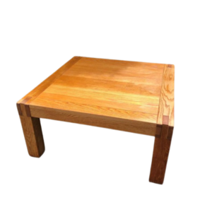 Table basse en bois de sapin