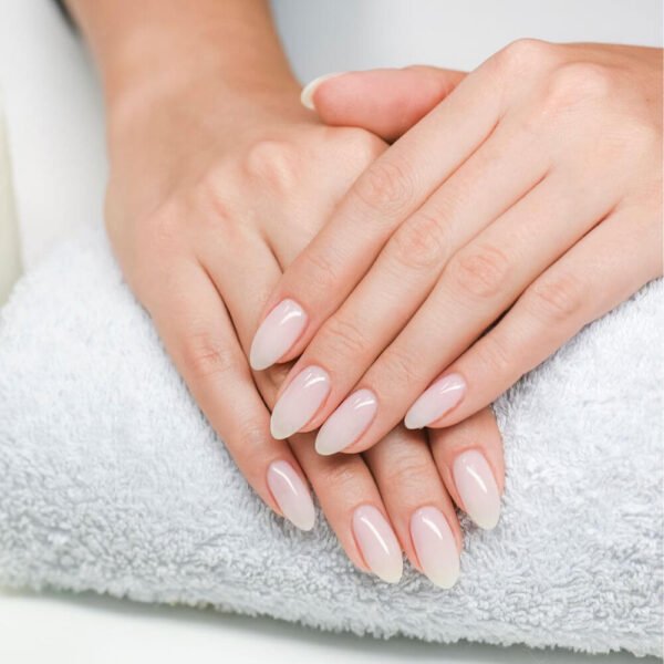 Vernis permanent unie sur extension gel (mains)