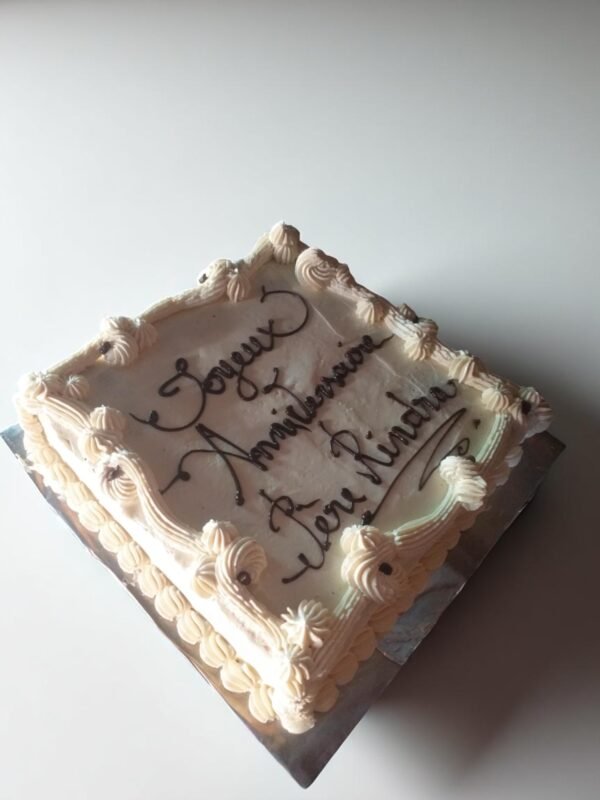 Gâteau Joyeux Anniversaire